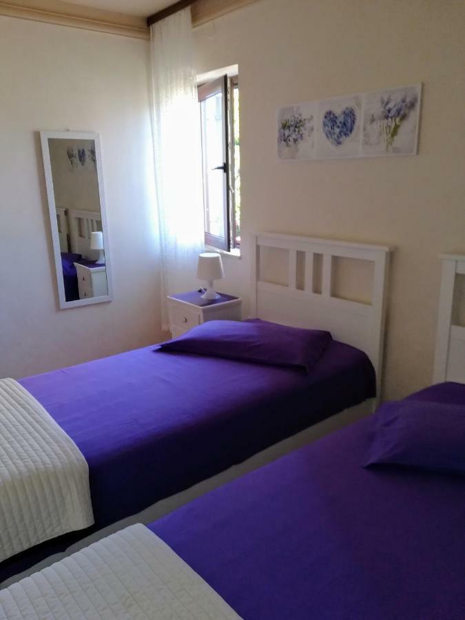 Apartmani Villa Otilija Porec Exterior photo